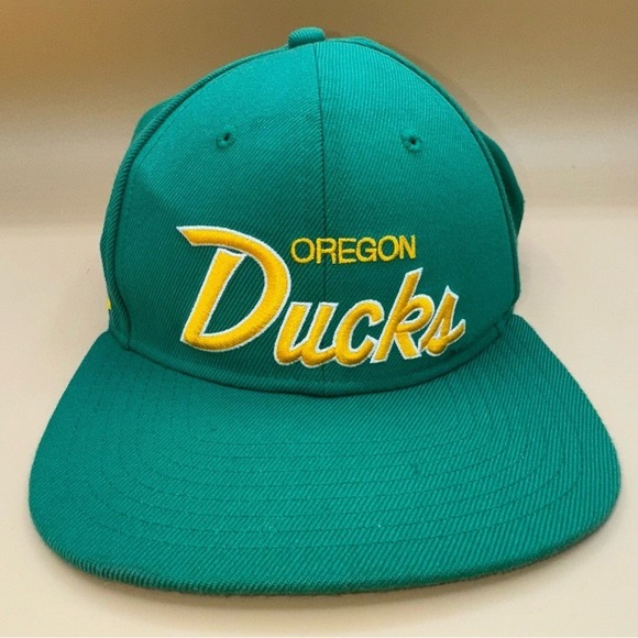 Rare vintage 90s Nike Oregon Ducks Two-tone script SnapBack Baseball Cap